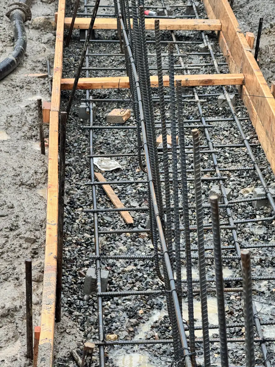 Footing and stem wall reinforcing